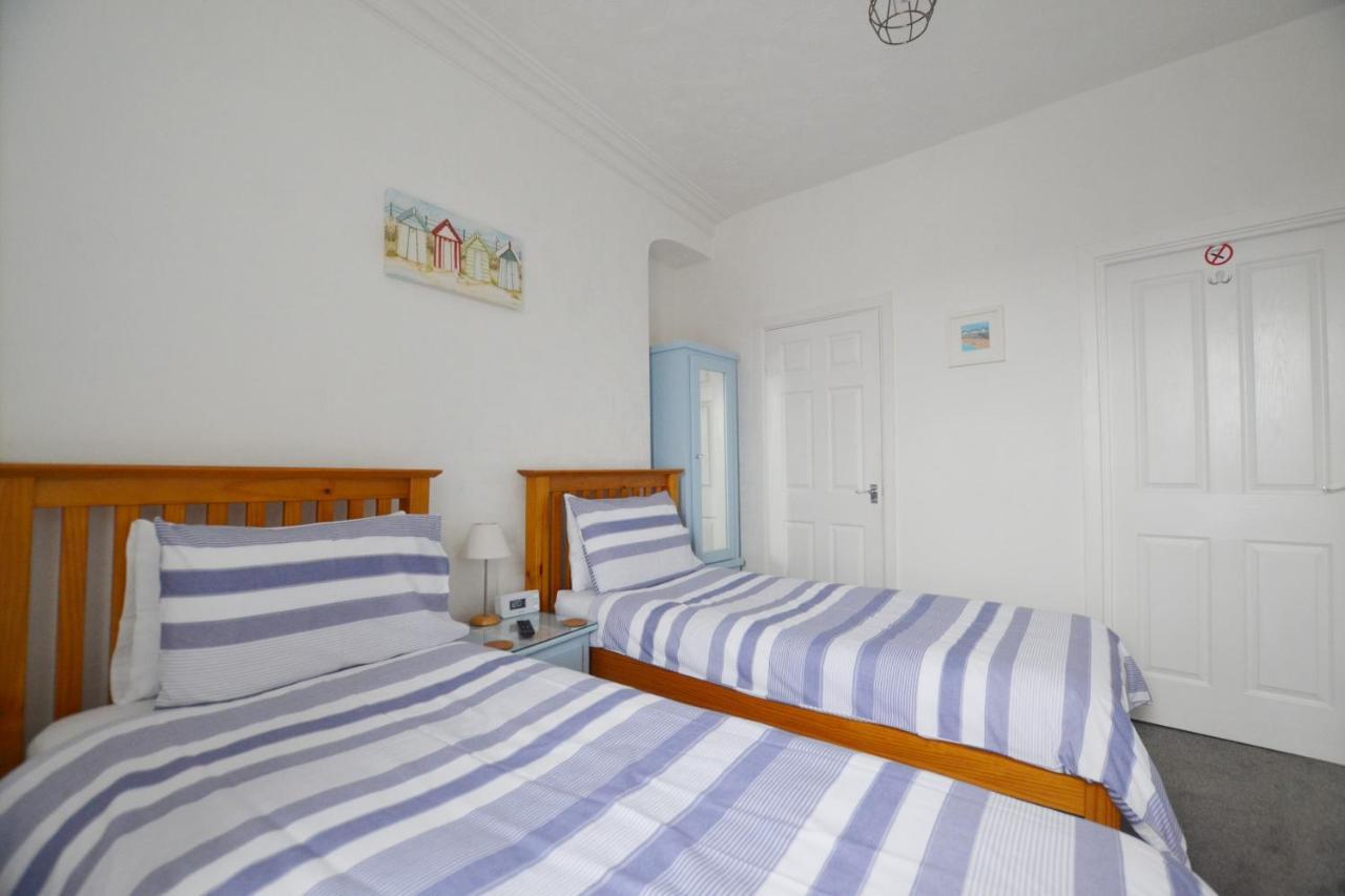 Glenthorne Guest House Tenby Bagian luar foto